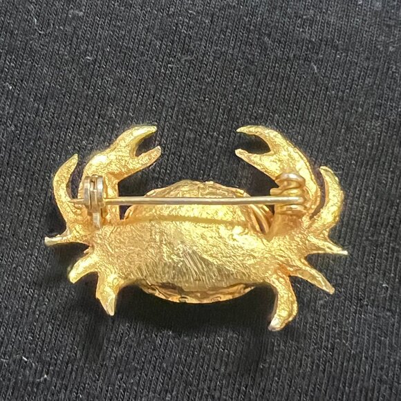 Vintage Crab Brooch Gold Tone Green Cabochon Cancer Zodiac Pin Costume Jewelry - Picture 3 of 11